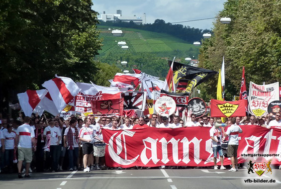 VfB Stuttgart vs FC Schalke 04 (3-0) (43)