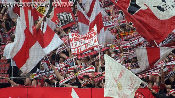 VfB Stuttgart vs Borussia Dortmund (1-1) (19)