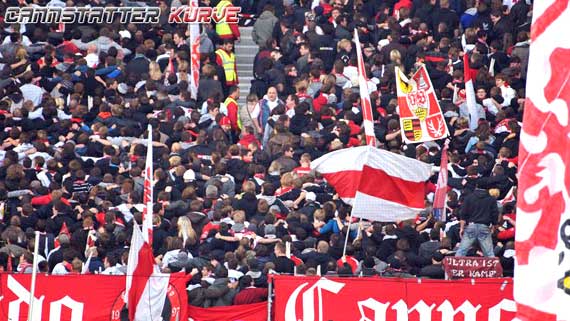 VfB Stuttgart vs FC Augsburg (2-1) (5)