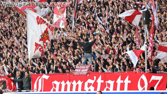 VfB Stuttgart vs FC Augsburg (2-1) (27)