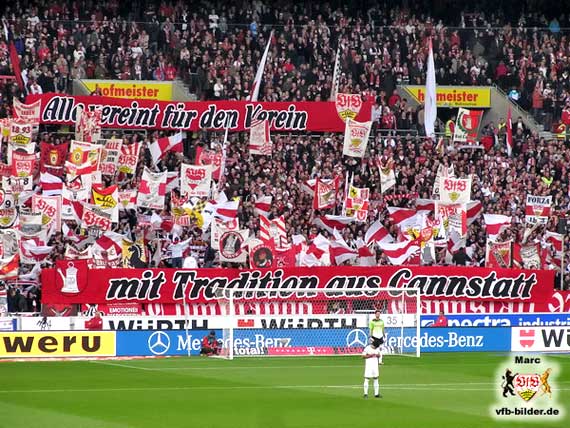 VfB Stuttgart vs FC Augsburg (2-1) (37)