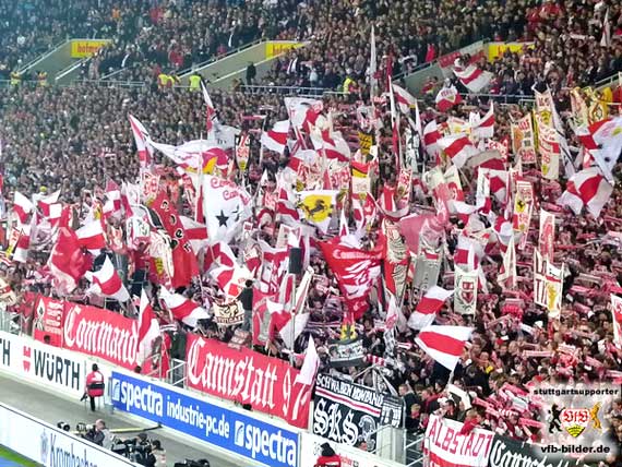 VfB Stuttgart vs FC Augsburg (2-1) (39)