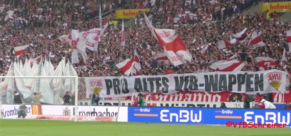 VfB Stuttgart vs VfL Wolfsburg (3-2) (19)
