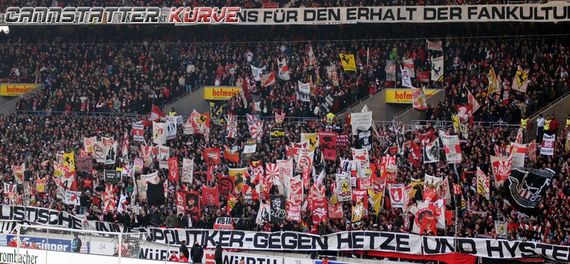 VfB Stuttgart vs FC Schalke 04 (3-1) (25)