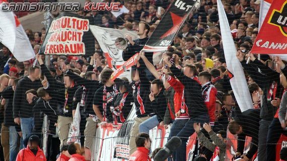 VfB Stuttgart vs FC St. Pauli (3-0) (22)