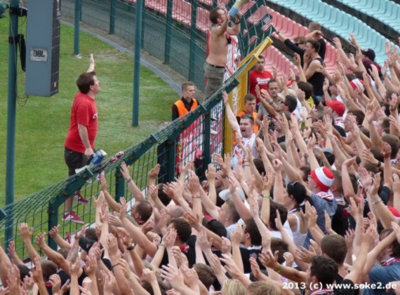 Berliner FC Dynamo vs VfB Stuttgart (0-2) (11)
