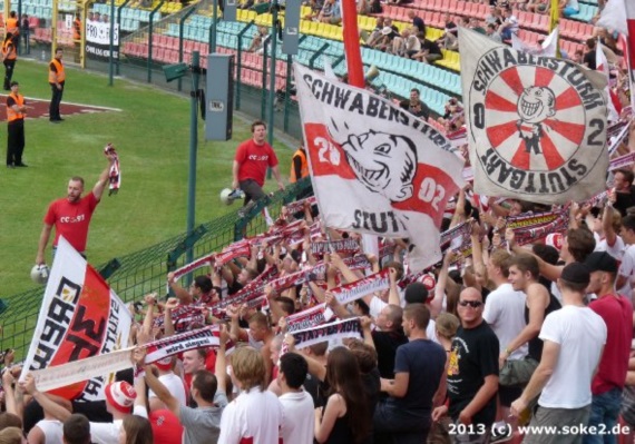 Berliner FC Dynamo vs VfB Stuttgart (0-2) (17)