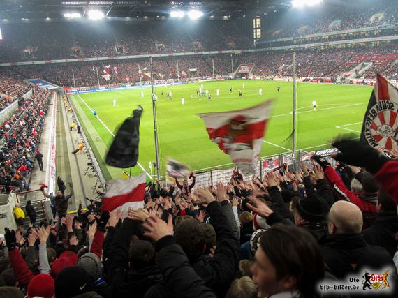 1. FC Köln vs VfB Stuttgart (0-0) (11)
