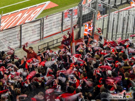 1. FC Köln vs VfB Stuttgart (0-0) (12)
