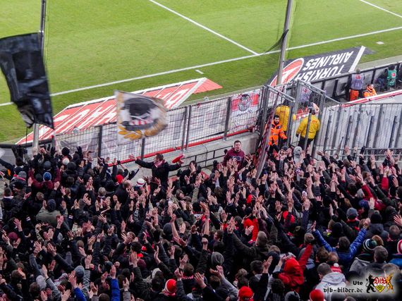 1. FC Köln vs VfB Stuttgart (0-0) (18)