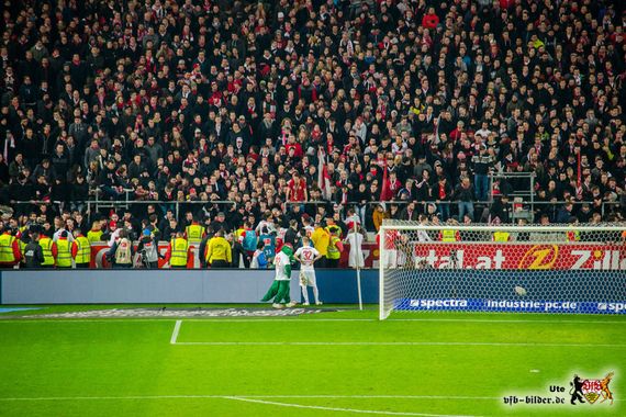 VfB Stuttgart vs Borussia Dortmund (2-3) (27)