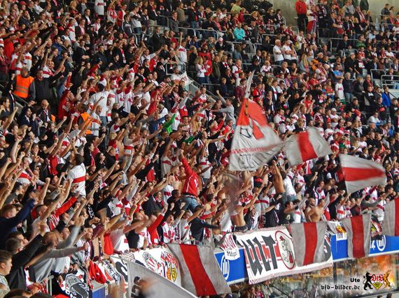 FC Bayern München vs VfB Stuttgart (2-0) (14)