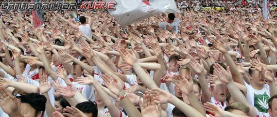 VfB Stuttgart vs Hamburger SV (2-1) (13)