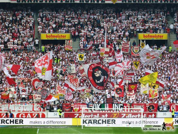 VfB Stuttgart vs 1. FC Köln (1-3) (6)