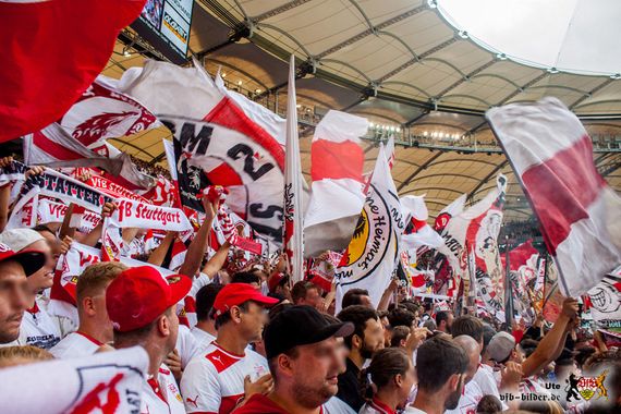 VfB Stuttgart vs 1. FC Köln (1-3) (11)