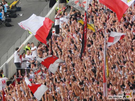 VfB Stuttgart vs 1. FC Köln (1-3) (16)