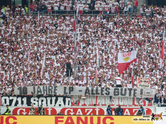 VfB Stuttgart vs 1. FC Köln (1-3) (19)