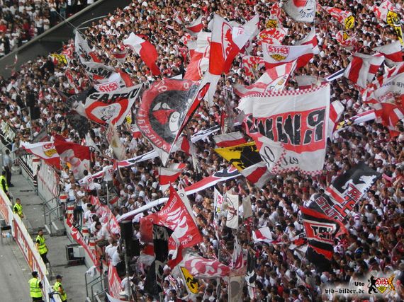 VfB Stuttgart vs 1. FC Köln (1-3) (21)