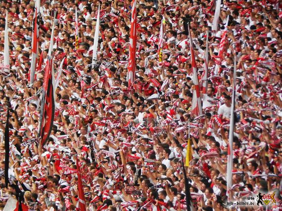 VfB Stuttgart vs 1. FC Köln (1-3) (22)