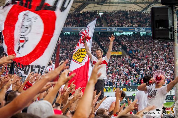 VfB Stuttgart vs 1. FC Köln (1-3) (23)