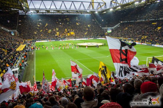 Borussia Dortmund vs VfB Stuttgart (4-1) (1)