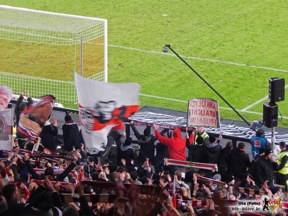 VfB Stuttgart vs Hamburger SV (2-1) (58)