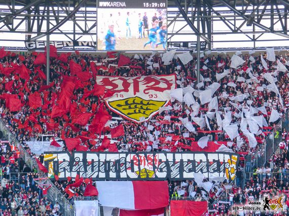 FC Augsburg vs VfB Stuttgart (1-0) (21)