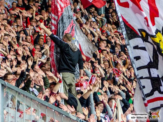 FC Augsburg vs VfB Stuttgart (1-0) (32)