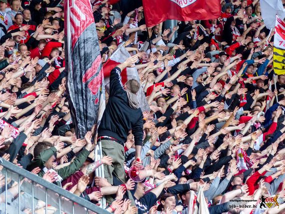 FC Augsburg vs VfB Stuttgart (1-0) (33)