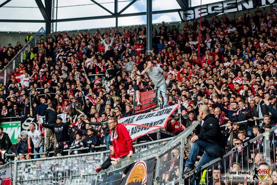 FC Augsburg vs VfB Stuttgart (1-0) (41)