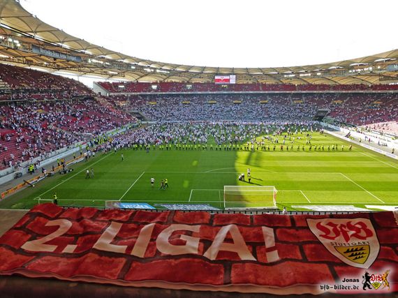 VfB Stuttgart vs 1. FSV Mainz 05 (1-3) (34)