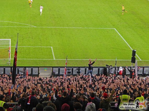 VfB Stuttgart vs Borussia Dortmund (1-3) (22)