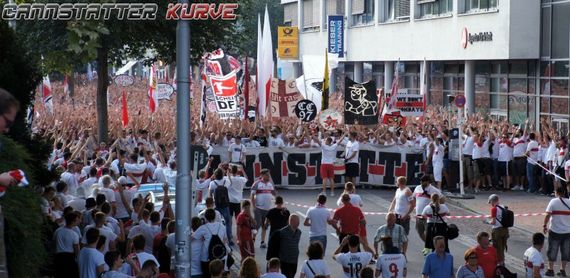 VfB Stuttgart vs FC St. Pauli (2-1) (4)