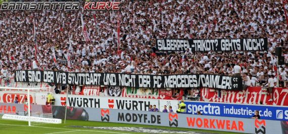 VfB Stuttgart vs FC St. Pauli (2-1) (46)