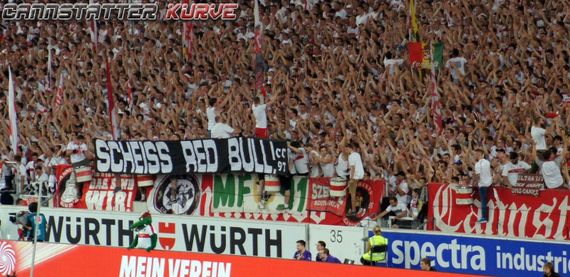 VfB Stuttgart vs FC St. Pauli (2-1) (49)