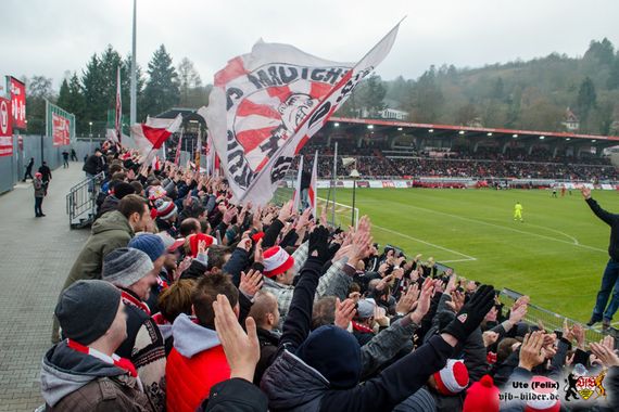 Würzburger Kickers vs VfB Stuttgart (3-0) (8)