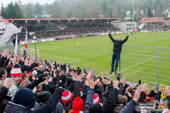 Würzburger Kickers vs VfB Stuttgart (3-0) (9)
