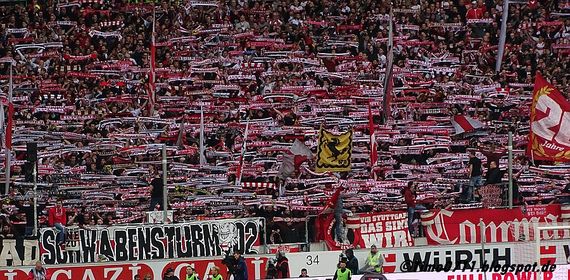 VfB Stuttgart vs FC Erzgebirge Aue (3-1) (32)
