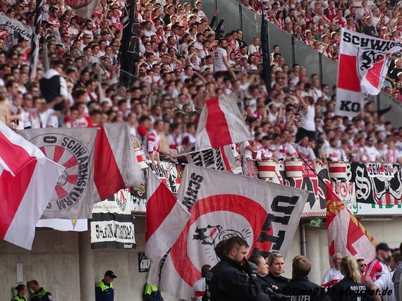 Hannover 96 vs VfB Stuttgart (1-0) (16)