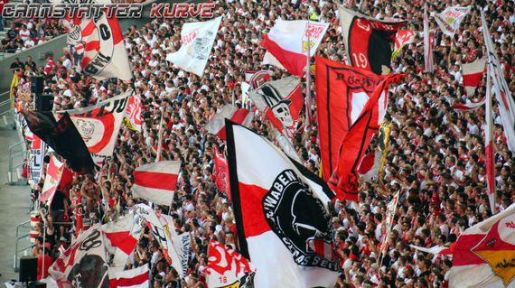 VfB Stuttgart vs 1. FC Heidenheim 1846 (1-2) (12)