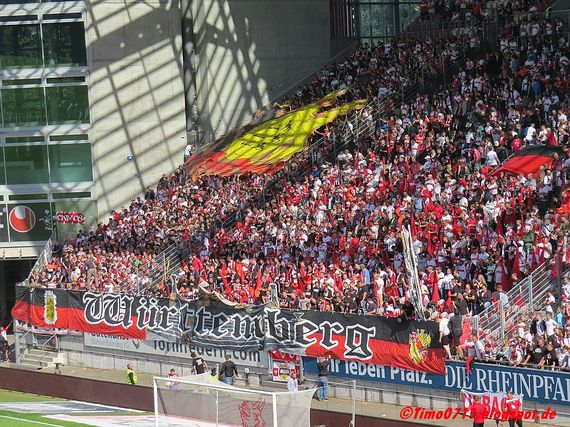 1. FC Kaiserslautern vs VfB Stuttgart (0-1) (5)