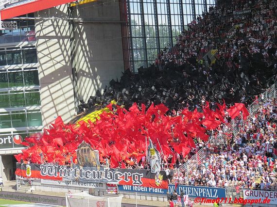 1. FC Kaiserslautern vs VfB Stuttgart (0-1) (9)