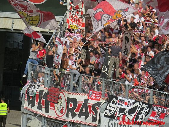 1. FC Kaiserslautern vs VfB Stuttgart (0-1) (13)