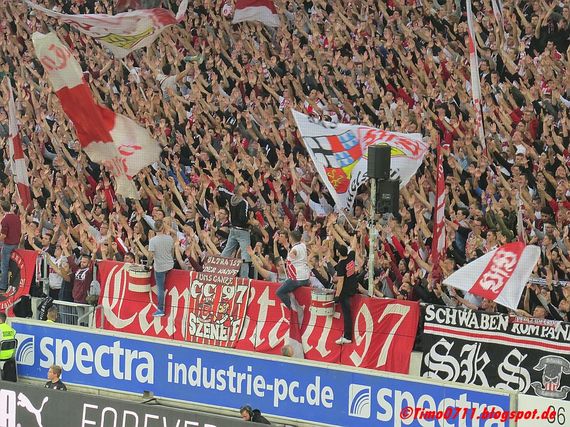 VfB Stuttgart vs Eintracht Braunschweig (2-0) (18)