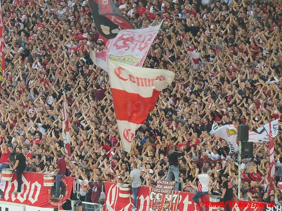 VfB Stuttgart vs Eintracht Braunschweig (2-0) (19)