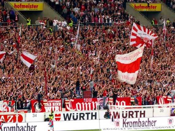 VfB Stuttgart vs Eintracht Braunschweig (2-0) (28)
