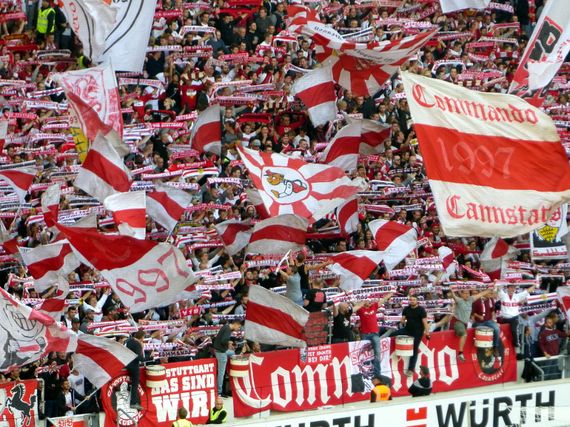 VfB Stuttgart vs Eintracht Braunschweig (2-0) (33)