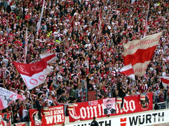 VfB Stuttgart vs Eintracht Braunschweig (2-0) (34)