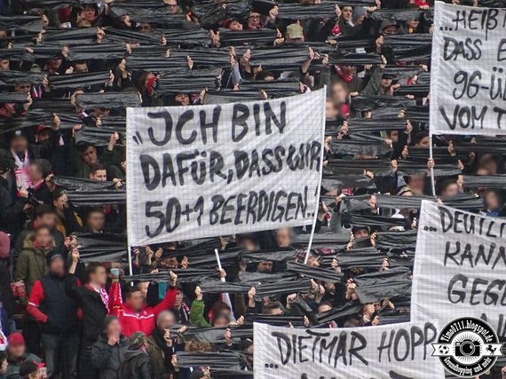 VfB Stuttgart vs Borussia Mönchengladbach (1-0) (7)