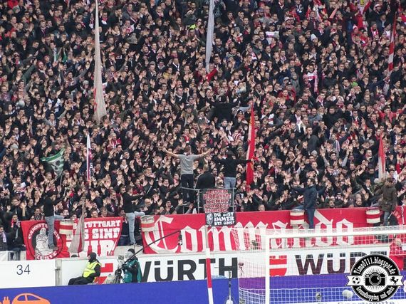 VfB Stuttgart vs Borussia Mönchengladbach (1-0) (35)